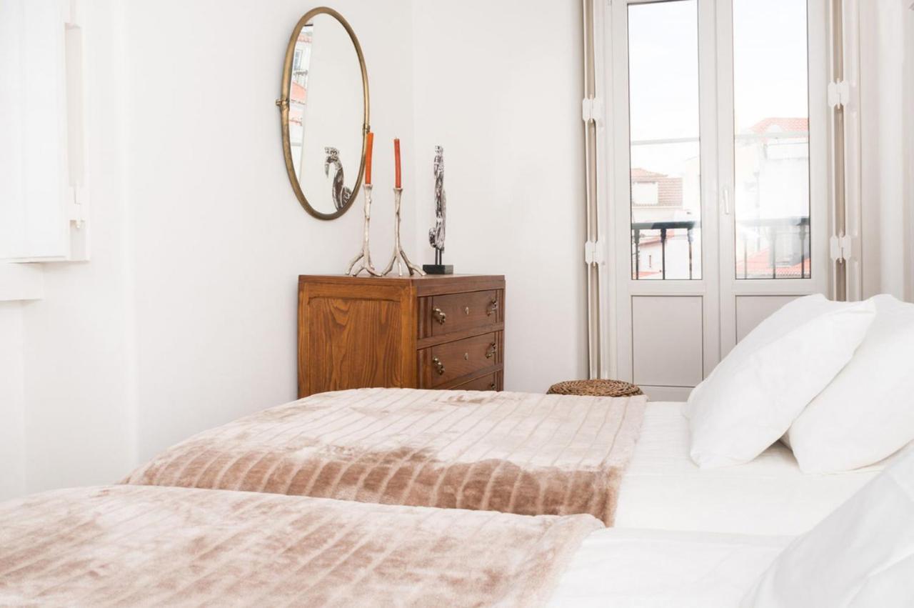 Stylish Lisbon Apartment In Alfama エクステリア 写真