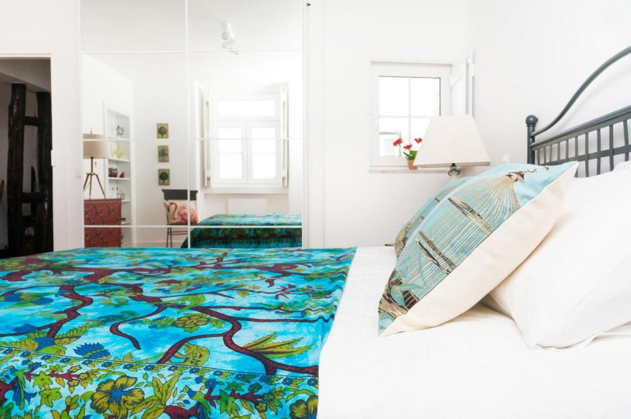Stylish Lisbon Apartment In Alfama エクステリア 写真